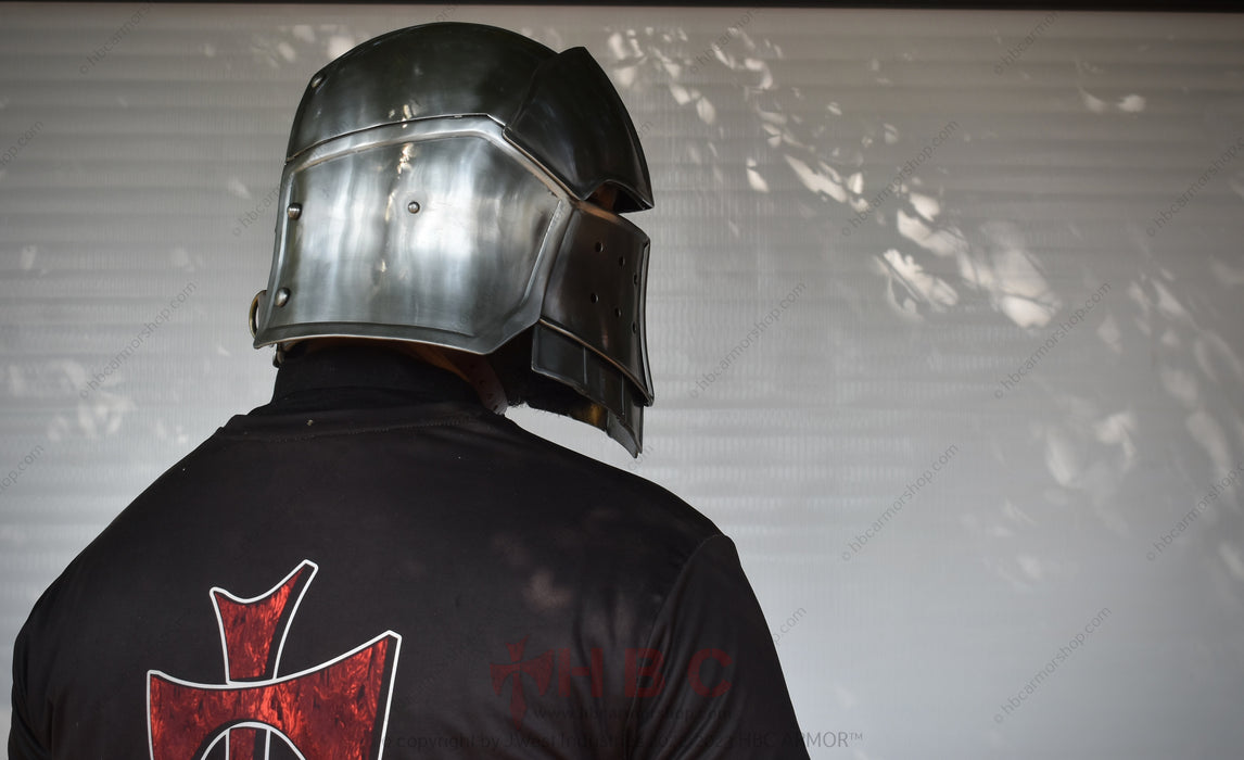 Elder Scrolls: Blades Inspired Metal Hand Forged Helmet Armour - Authentic Gaming Collectible