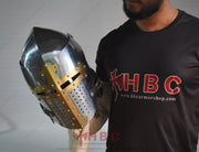 Dual-Securing Visor: A distinctive feature of this helmet is its simultaneous use of a button and a strap to secure the visor, providing unmatched reliability. You can confidently face your opponents knowing your visor is firmly in place.