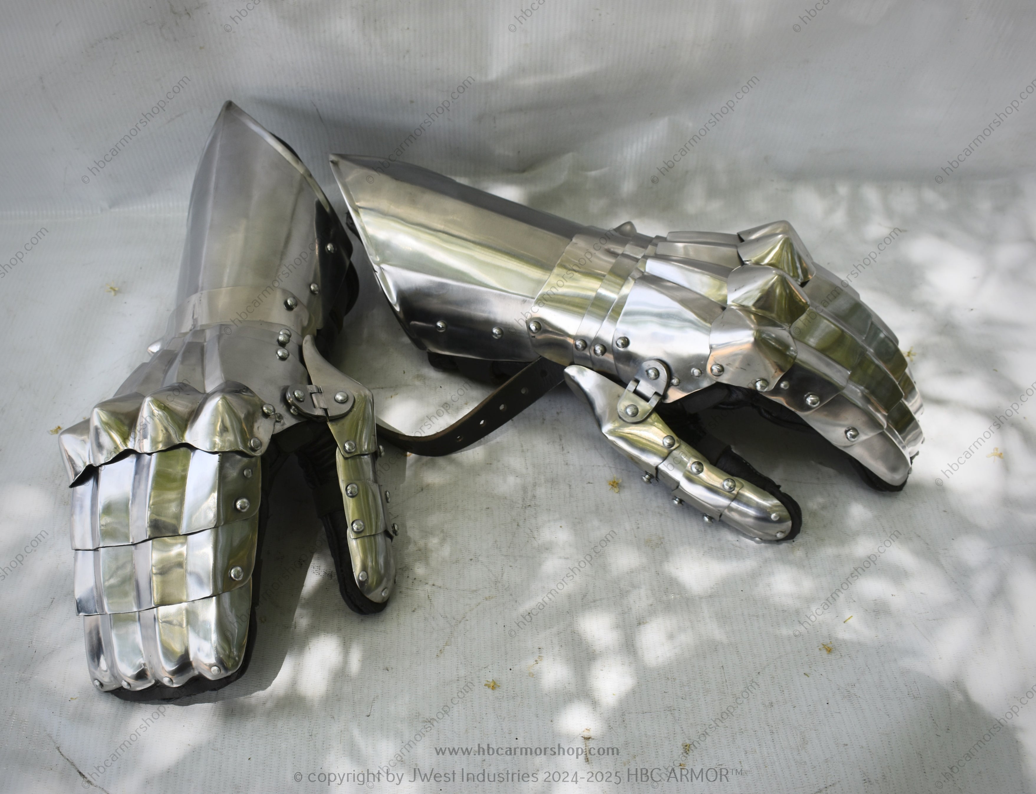 Mini Hand Gauntlets Gothic Augsburg Mitten Armour Hand Gauntlet — HBC Armor Shop