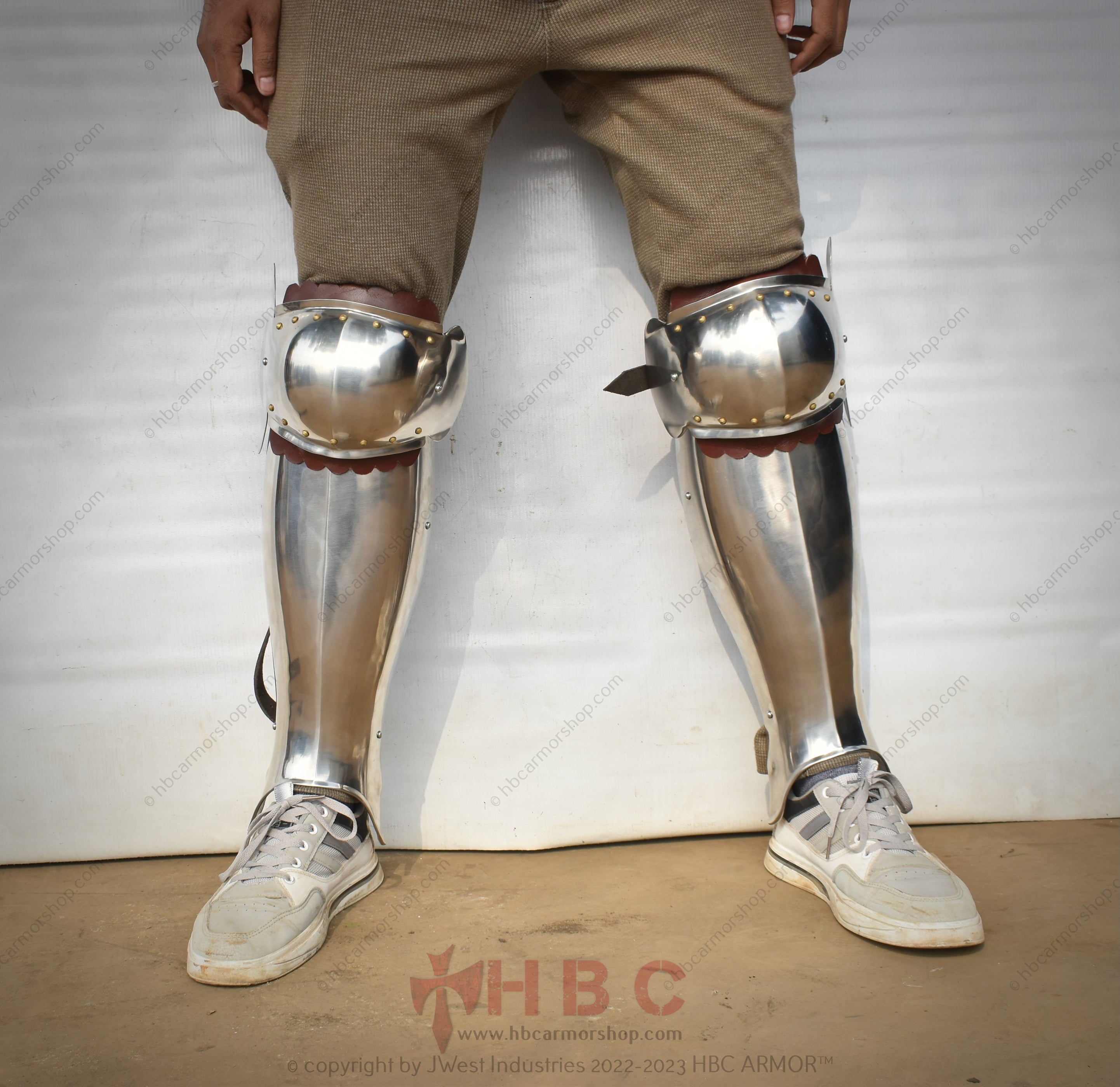 Sheen Guard Example Shin Guard/Greaves Single part / Front Shin Guard — HBC Armor Shop