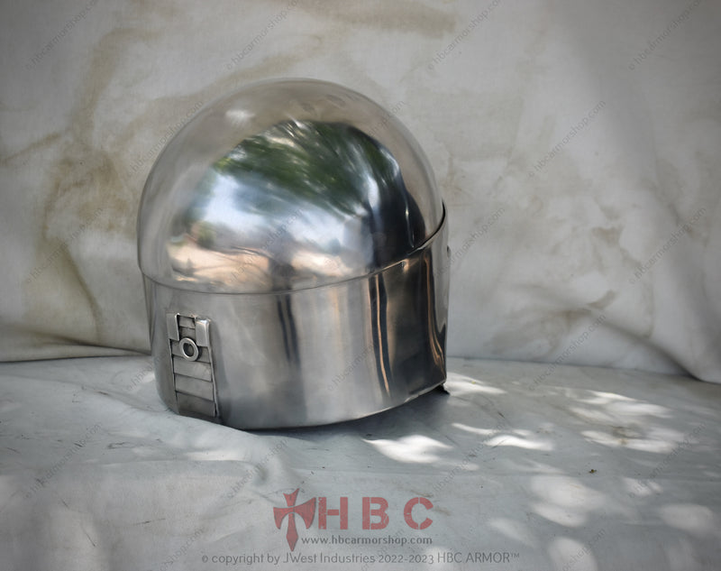 Majestic Mandalorian warrior in iconic armor, embodying the honor and resilience of Mandalorian heritage.