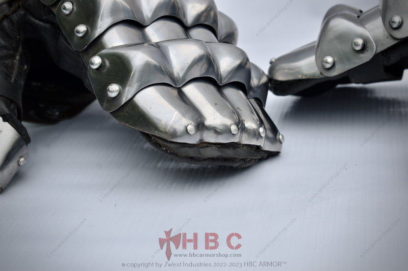 Crafted Gauntlets for Buhurt Enthusiasts HBC Armor Shop