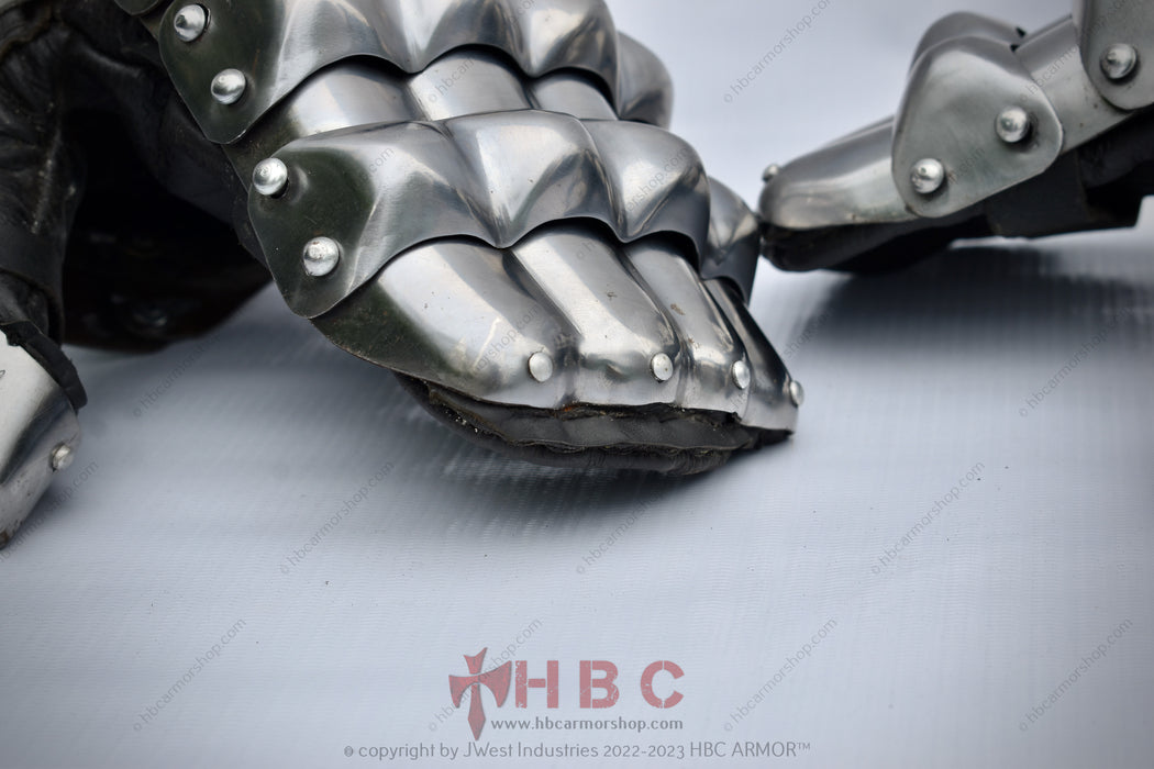 Crafted Gauntlets for Buhurt Enthusiasts HBC Armor Shop