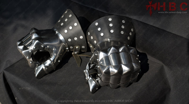 leather cuff gauntlet