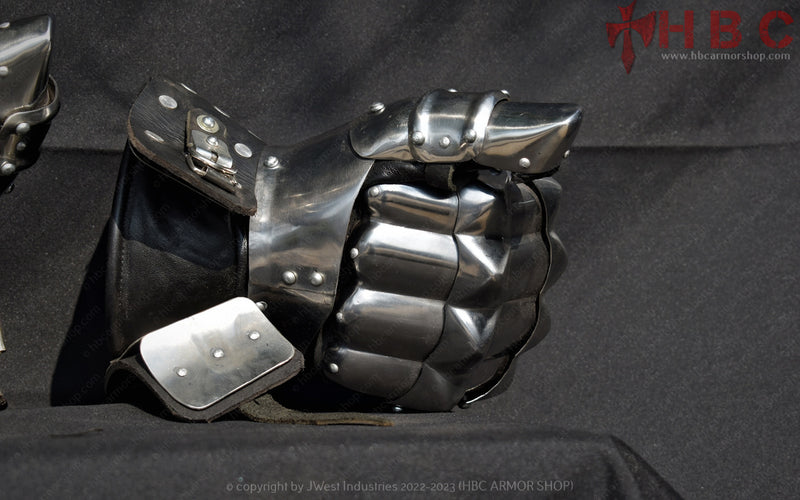 Ketapiler gauntlet