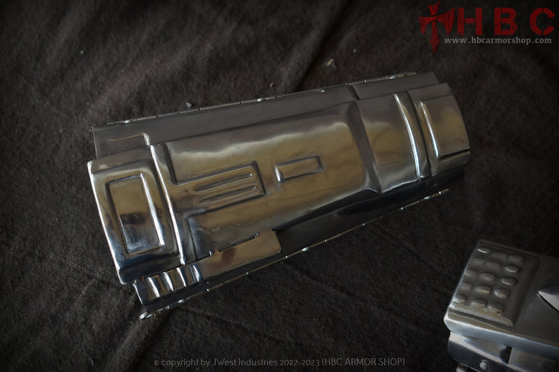 Mandalorian arm armour