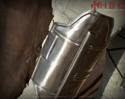 Mandalorian thigh armor