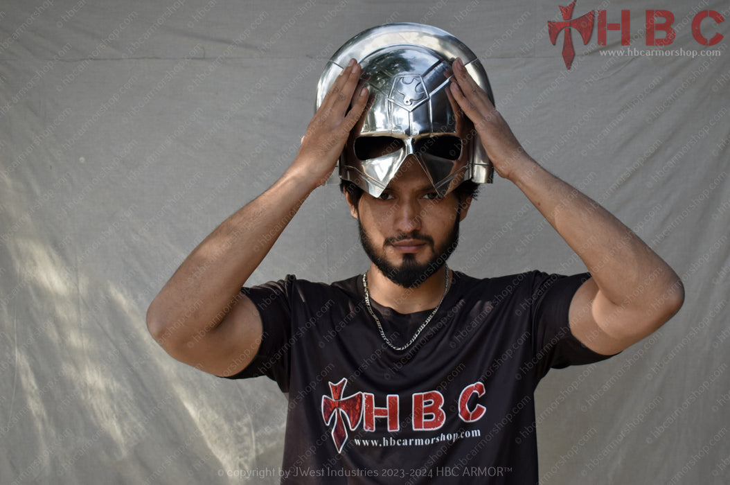metal helmet of peacemakre