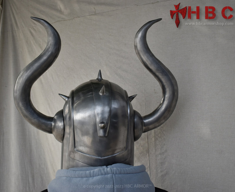 taurus helmet saint seiya