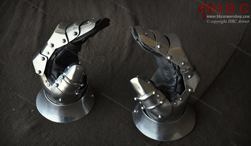 buhurt gauntlets