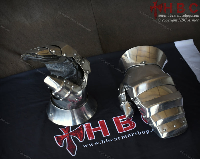 medieval gauntlets