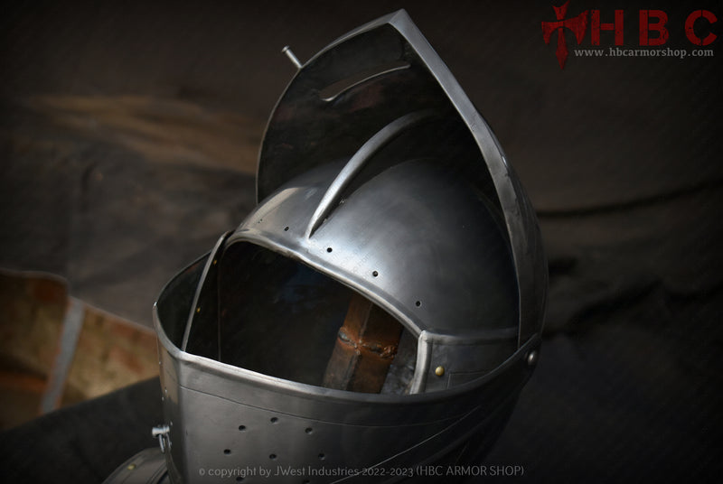 steel knight helmet
