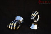 hourglass gauntlet