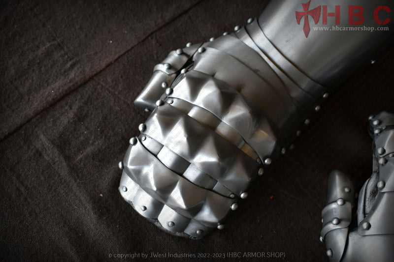 medieval arm gauntlet