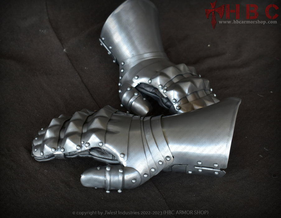 medieval hand armour