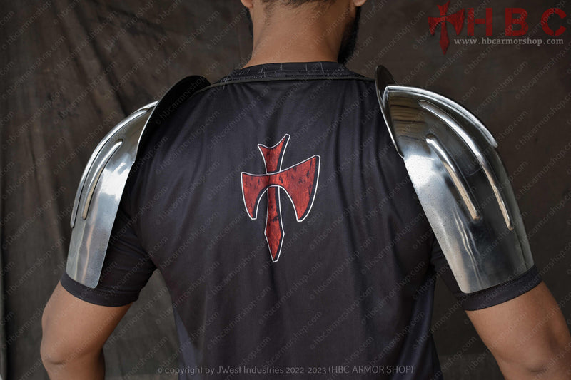 mandalorian metal constructed armour spauldron