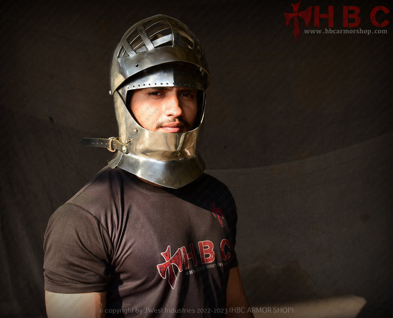 knight helmet