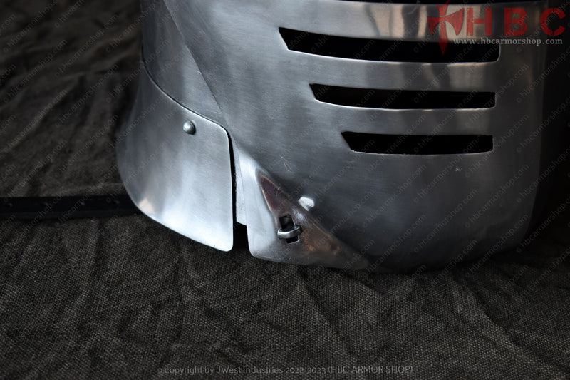 the knight helmet