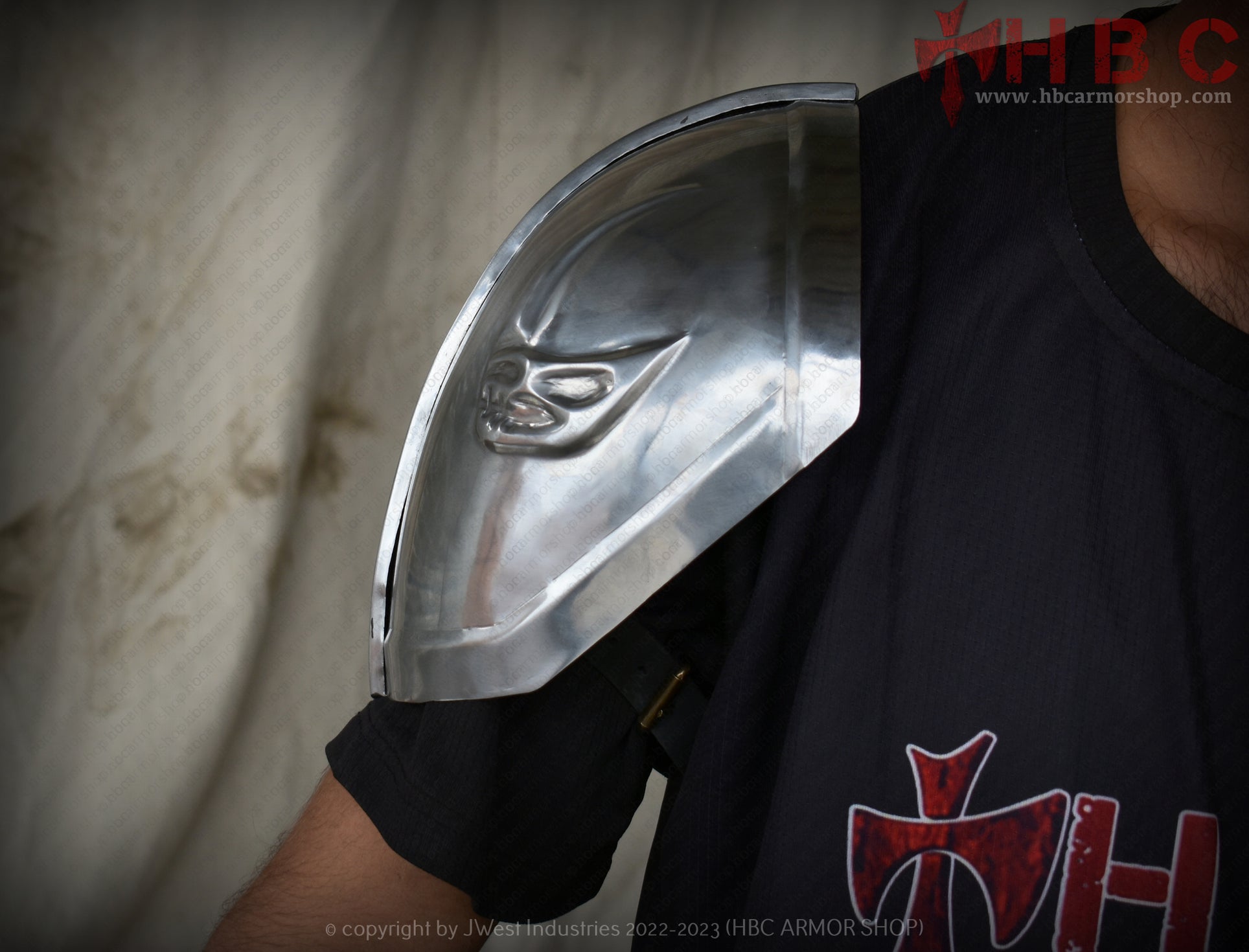 Mandalorian metal pauldron — HBC Armor Shop